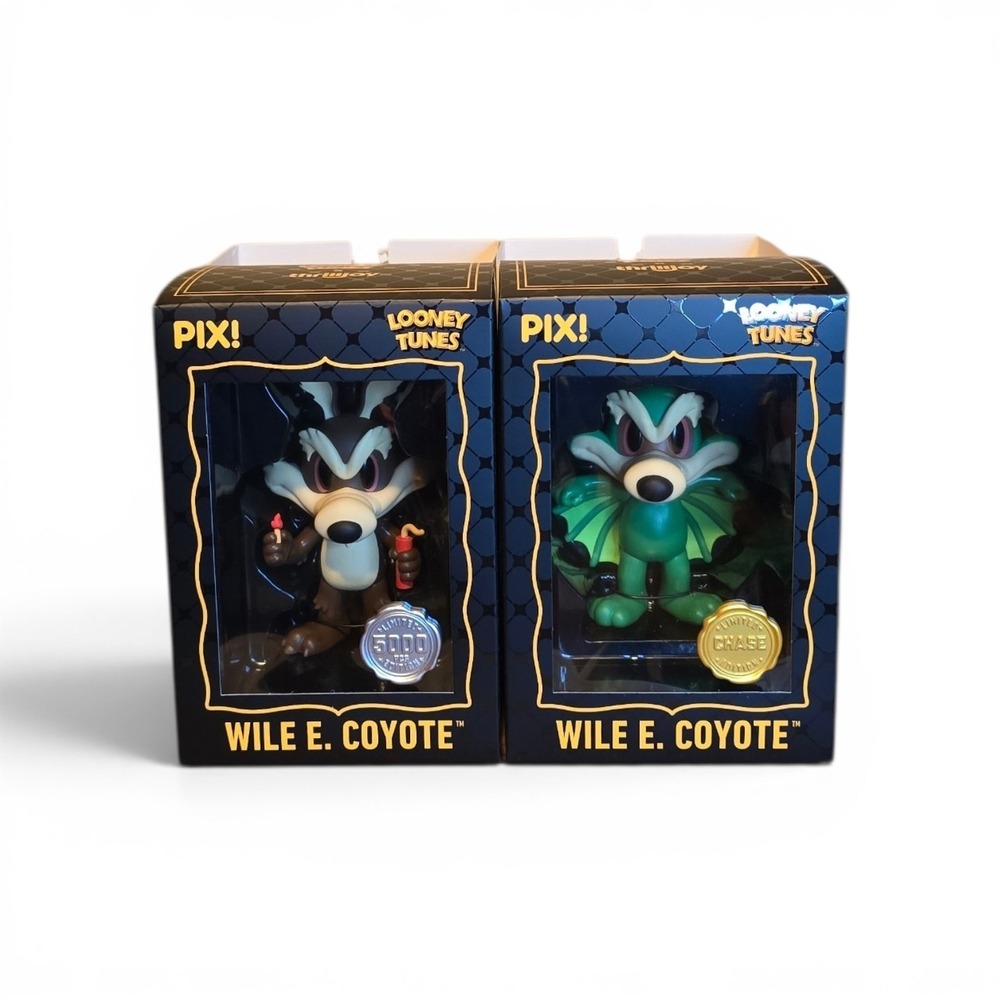Thrilljoy PIX Looney Tunes Wile E Coyote Limited Edition 5000 & Chase Figure Set
